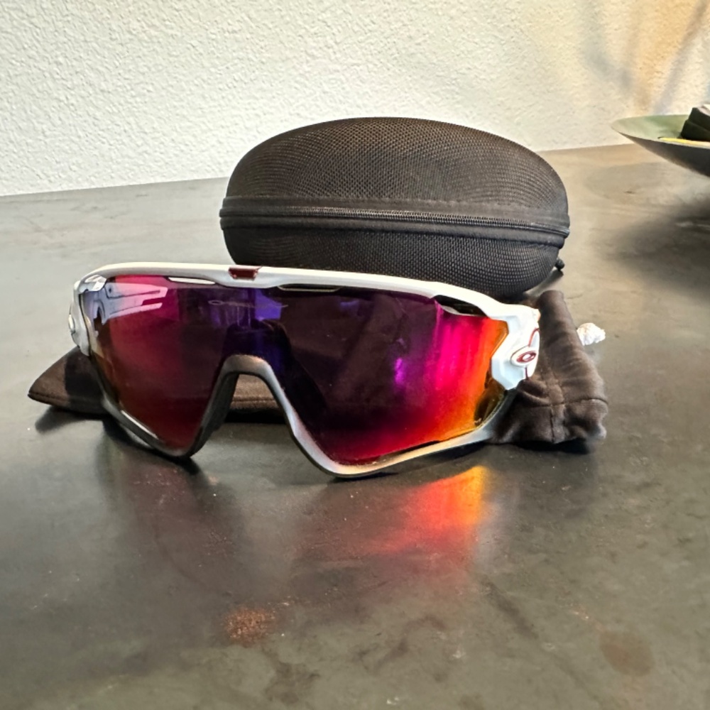 OAKLEY Jawbreaker Polished White frame with Prism lens + Oakley case and lens - Picture 4 of 8